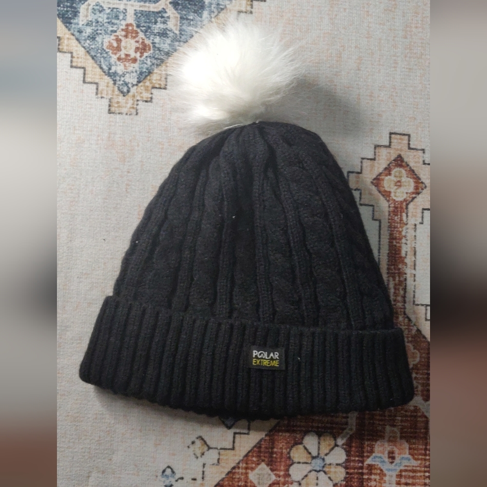 Winter hat with Pompom